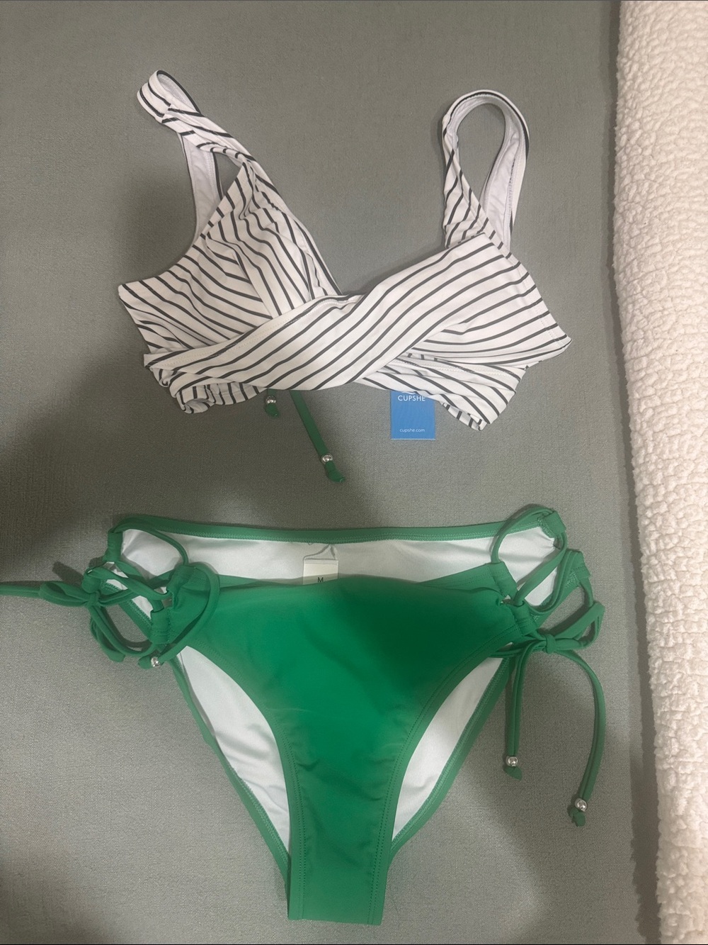 Cupshe Green Ring-Detail Bikini Set